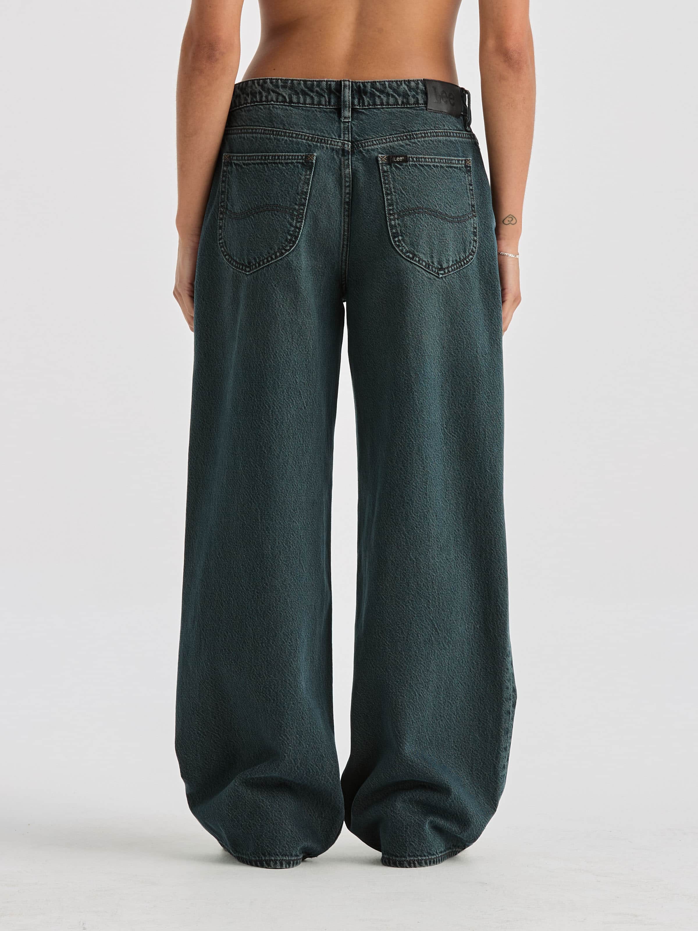 Low Slouch In Smoked Tea