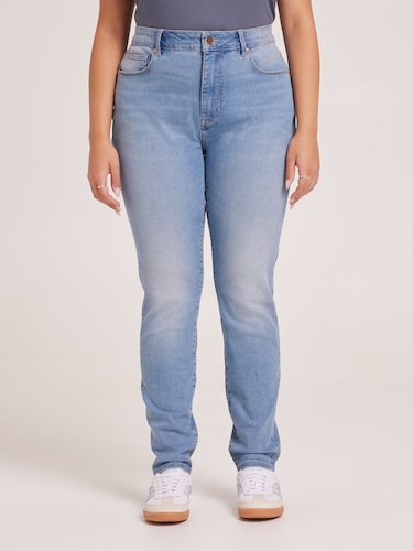 Curve Reformed High Rise Skinny Jean                                                                                            