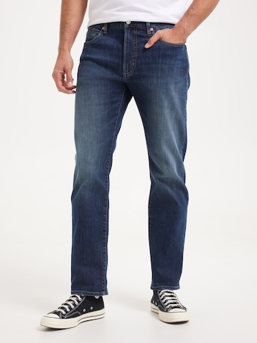 Stretch Relaxed Tapered Leg                                                                                                     
