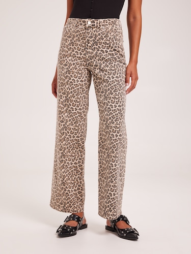 Originals High Rise Relaxed Wide Jean                                                                                           