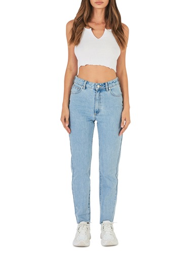 94 High Rise Slim Jean In Walk Away                                                                                             