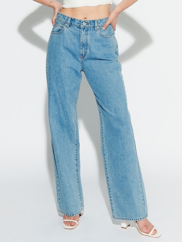 Slouch Jean In Georgia                                                                                                          