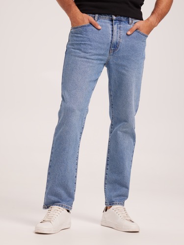 R4 Comfort Straight Jean In Origins Blue                                                                                        