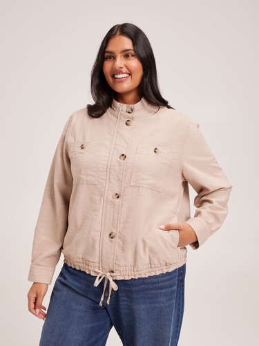 Curve Madison Short Anorak                                                                                                      