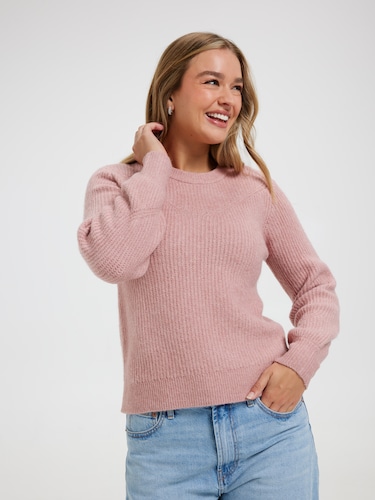 Nyla Luxe Crew Neck Pullover                                                                                                    