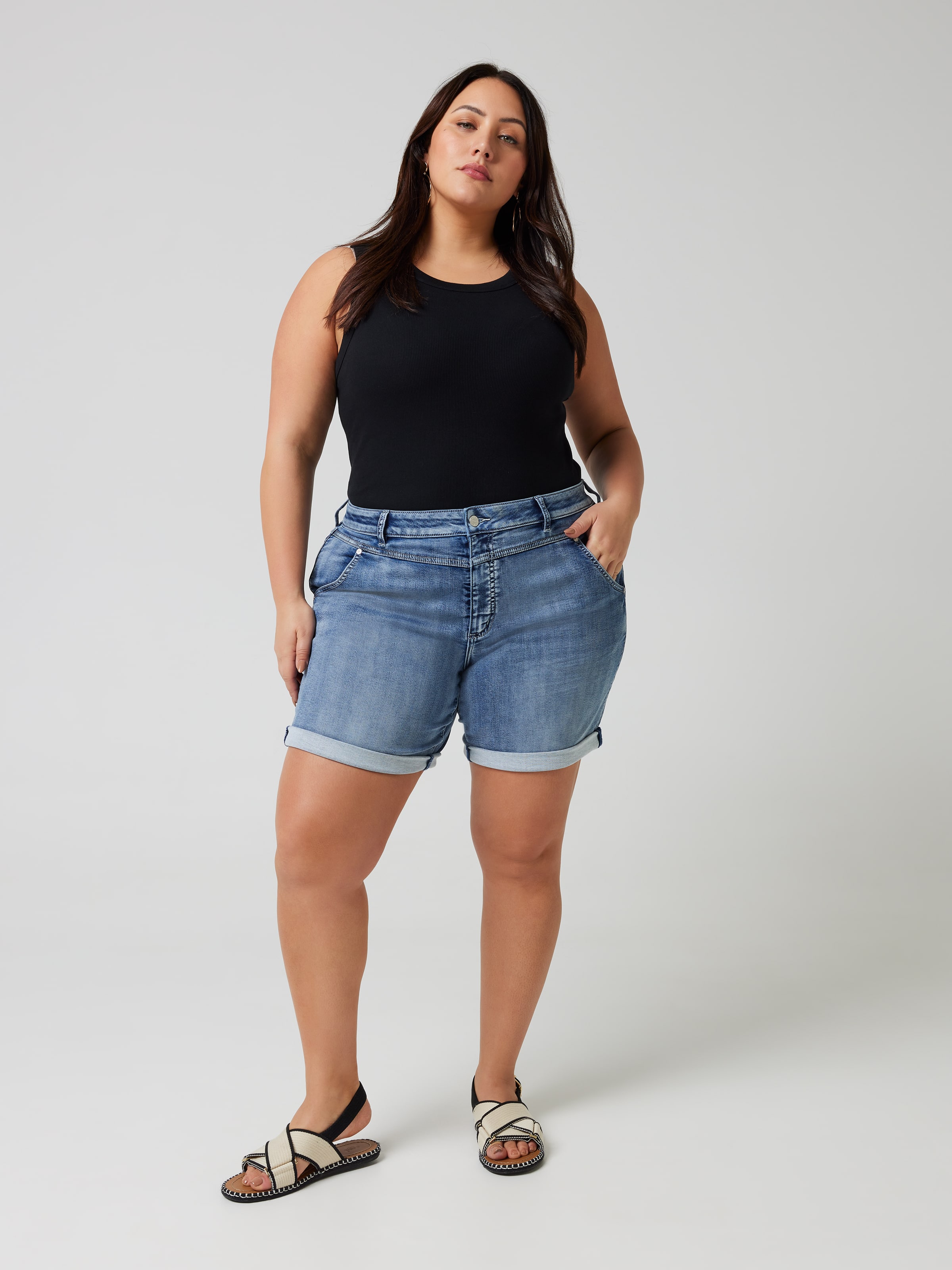 Curve Amaze Mid Rise Girlfriend Short Just Jeans Online