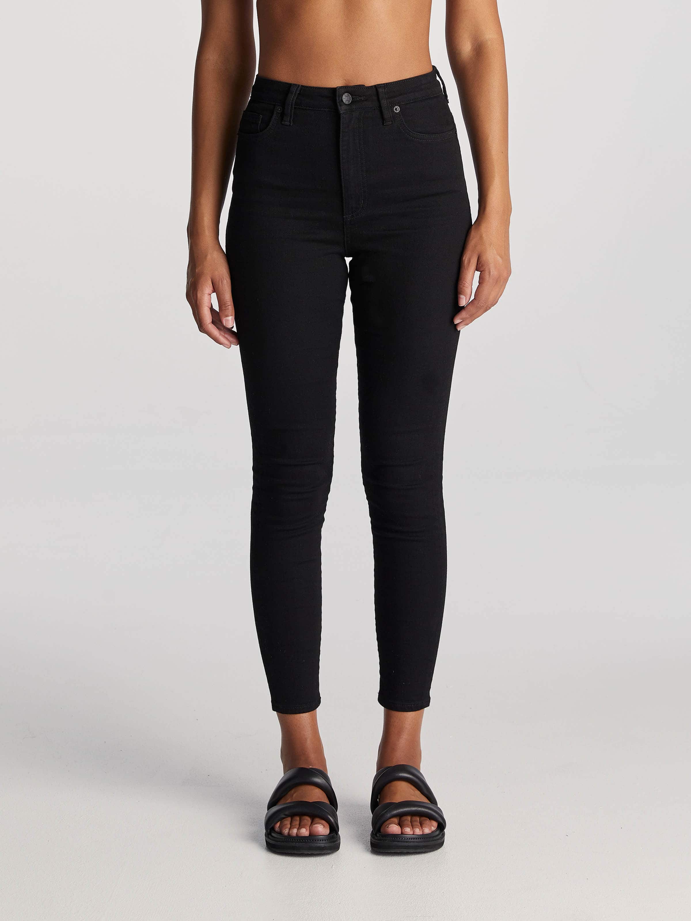 Skinny Lo Rider Hi Rider Super Skinny Jean In Black Onyx Black - Just Jeans Online