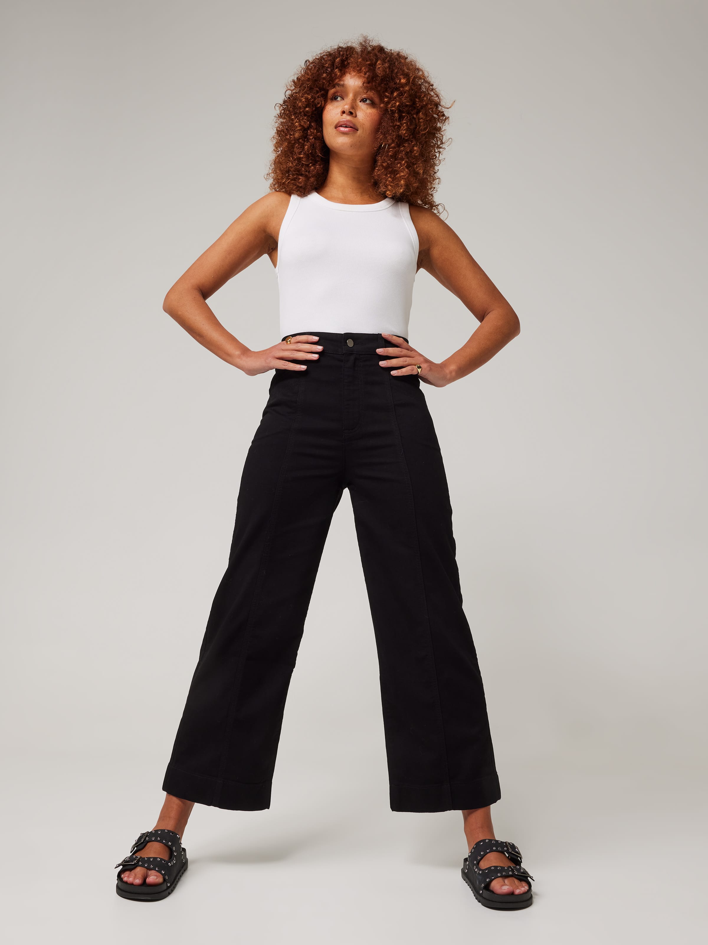 Audrey Wide Short w/ Back Elastic - Seaport